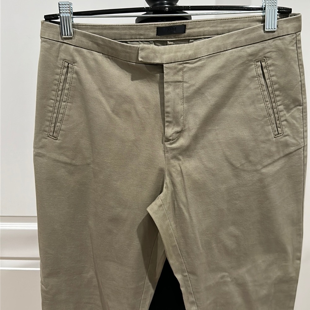 ATM Size 8 khaki skinny ankle pants